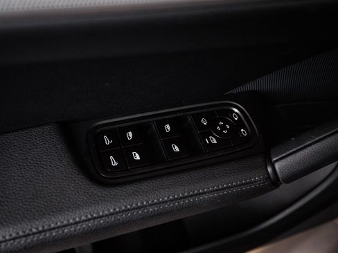 Certified 2026 Porsche Cayenne AWD/4WD image 22