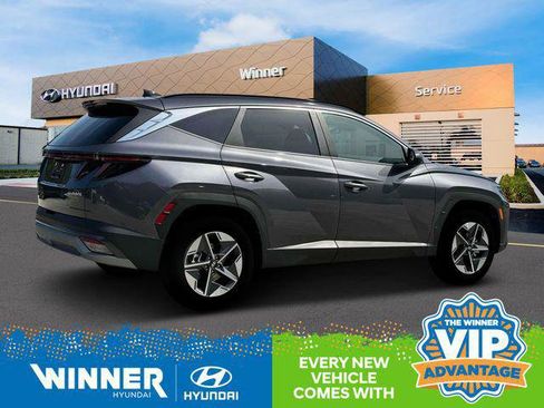 New 2025 Hyundai Tucson SEL image 9