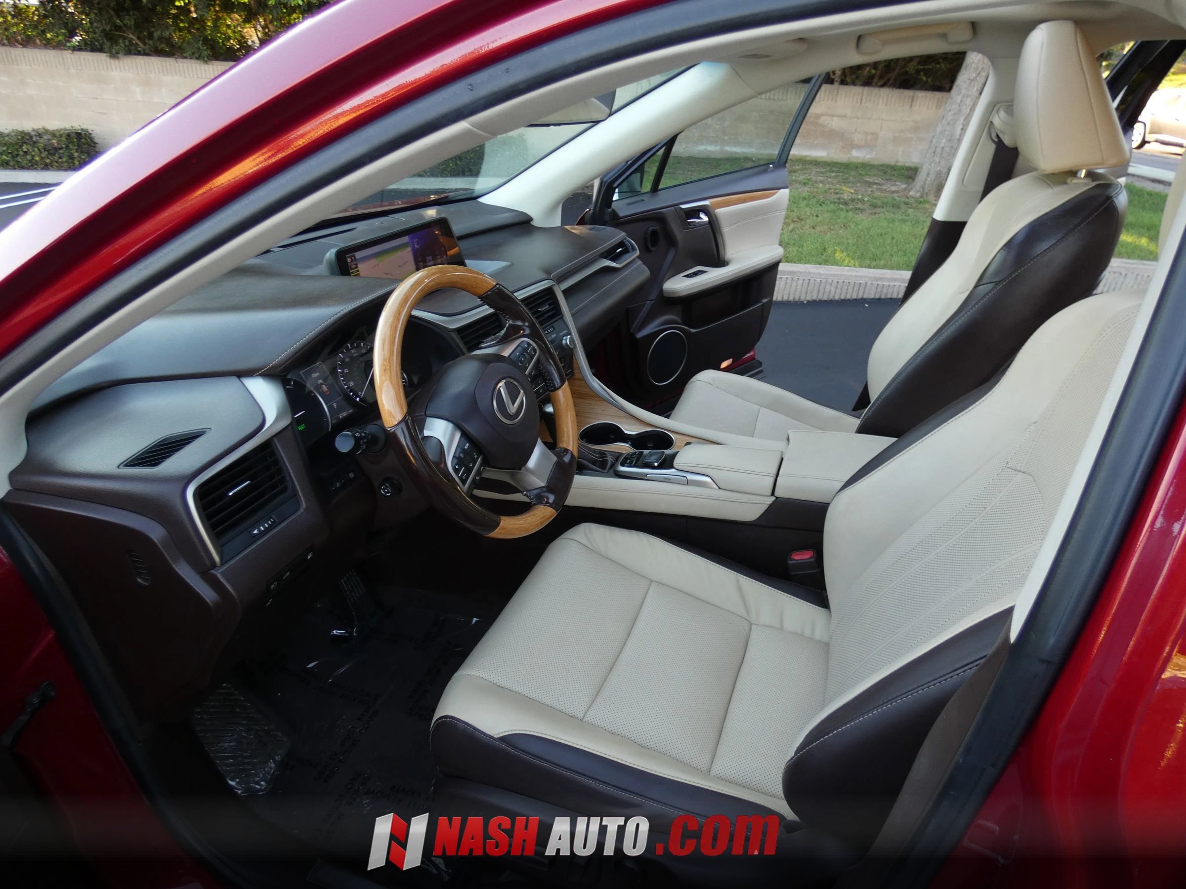 Used 2018 Lexus RX 450hL Premium w/ Premium Package AWD/4WD image 55