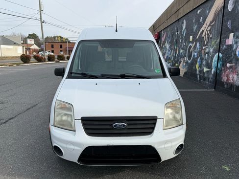 Used 2013 Ford Transit Connect XLT image 2