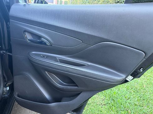 Used 2018 Buick Encore Preferred FWD image 22