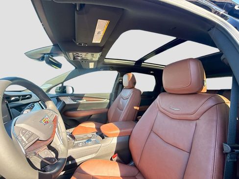 New 2025 Cadillac XT5 Premium Luxury w/ Technology Package image 21