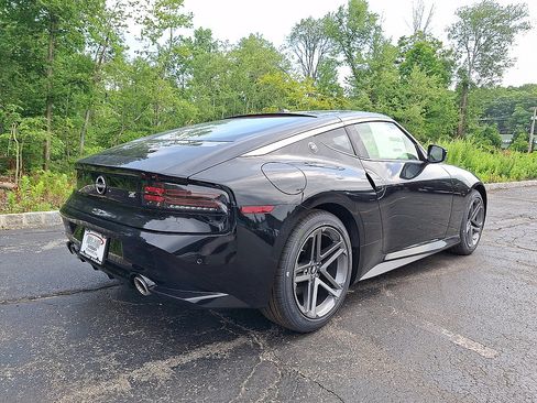 New 2026 Nissan Z Sport w/ Floor Mat Package RWD image 4