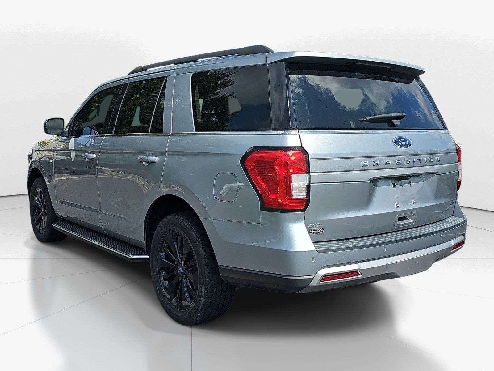 Used 2022 Ford Expedition XLT RWD image 5