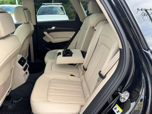 Certified 2023 Audi Q5 2.0T Premium w/ Convenience Package AWD/4WD image 41