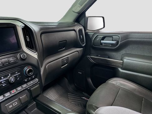 Used 2020 Chevrolet Silverado 1500 LTZ w/ LTZ Premium Package AWD/4WD image 26