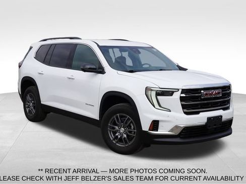 Used 2025 GMC Acadia Elevation AWD/4WD image 1