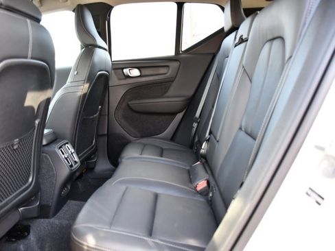 Certified 2025 Volvo XC40 B5 Plus image 14