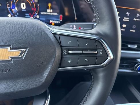 Used 2025 Chevrolet Equinox LT w/ Convenience Package II image 21