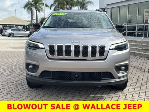 Used 2022 Jeep Cherokee Latitude Lux AWD/4WD image 4