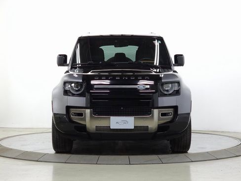 Used 2022 Land Rover Defender 110 X image 10