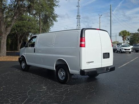 Used 2025 Chevrolet Express 2500 w/ Driver Convenience Package RWD image 11