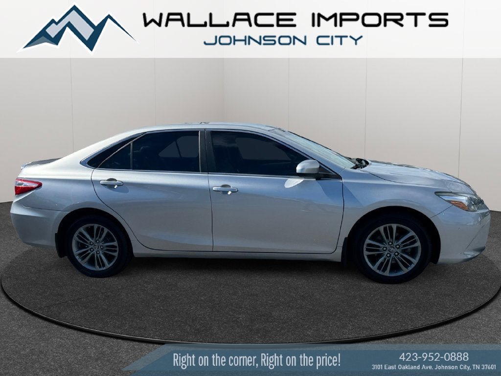 Used 2017 Toyota Camry SE FWD image 6