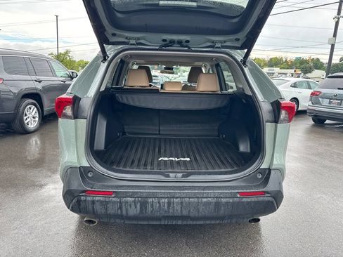 Used 2021 Toyota RAV4 XLE Premium FWD image 26