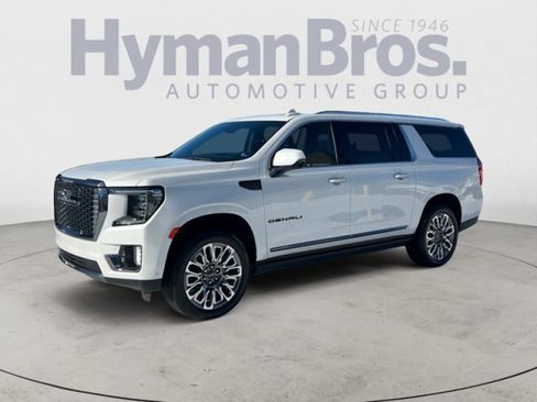 Used 2024 GMC Yukon XL Denali Ultimate AWD/4WD image 8