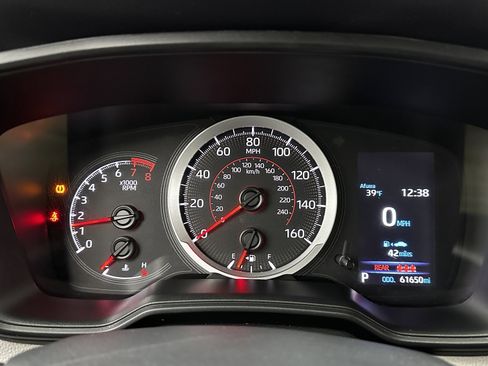 Used 2022 Toyota Corolla Cross L image 14