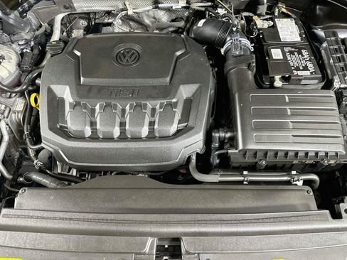Used 2023 Volkswagen Tiguan SE R-Line FWD image 33