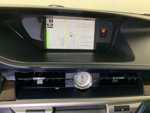 Used 2018 Lexus ES 350 image 11