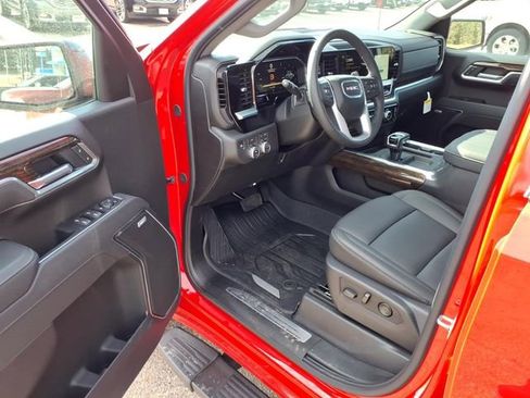 New 2026 GMC Sierra 1500 Elevation w/ Elevation Premium Package AWD/4WD image 10