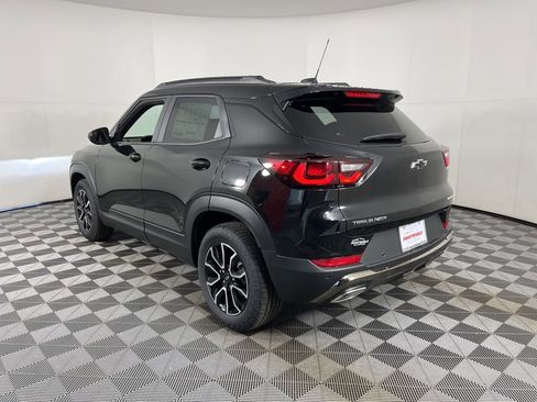 New 2026 Chevrolet TrailBlazer ACTIV w/ Convenience Package image 3