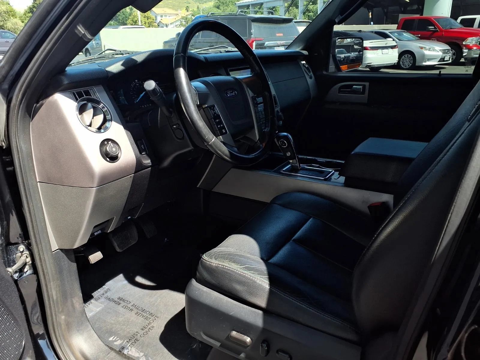 Used 2017 Ford Expedition Limited RWD image 17