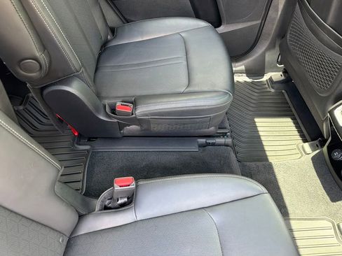 Used 2023 Kia Sorento SX FWD image 30