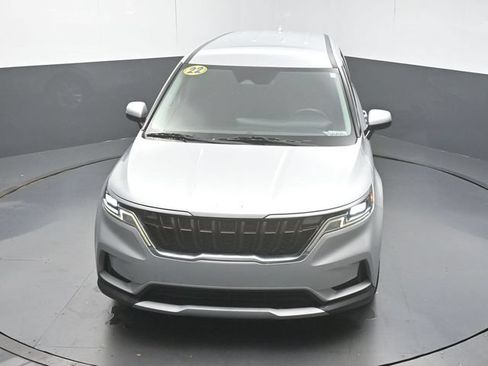 Used 2022 Kia Carnival LX FWD image 39