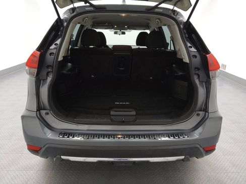 Used 2018 Nissan Rogue S FWD image 29