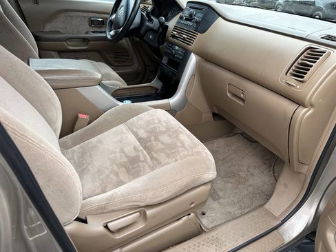 Used 2004 Honda Pilot EX image 8
