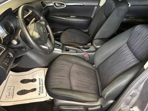 Used 2019 Nissan Sentra SV FWD image 19