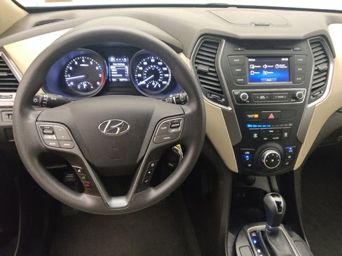 Used 2018 Hyundai Santa Fe Sport FWD image 22