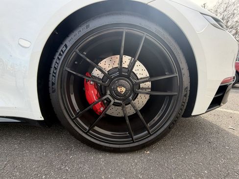 Used 2022 Porsche 911 Targa 4 GTS image 15