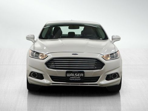 Used 2016 Ford Fusion Titanium image 8