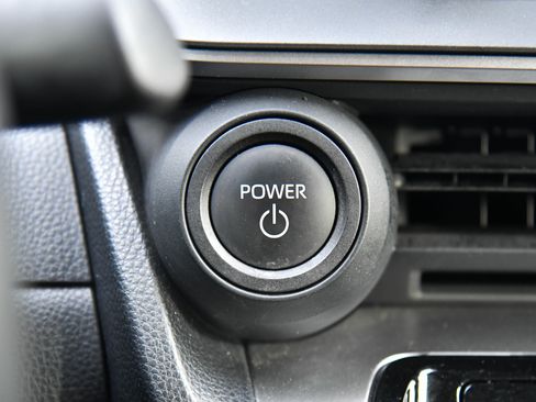 Used 2024 Toyota Prius LE image 27