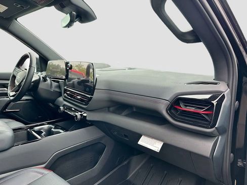 New 2024 Chevrolet Silverado EV RST image 30