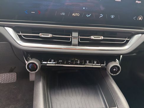 New 2026 Chevrolet Equinox EV LT image 14