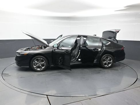 Used 2023 Honda Accord EX-L image 44