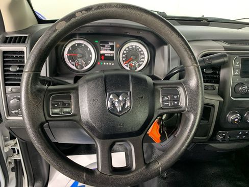 Used 2015 RAM 2500 Tradesman RWD image 21