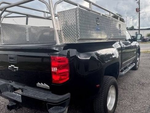 Used 2017 Chevrolet Silverado 3500 High Country w/ Duramax Plus Package AWD/4WD image 9