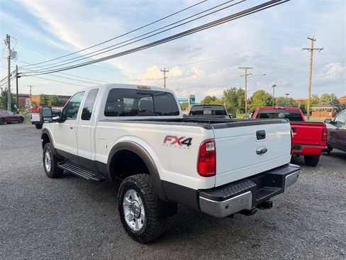 Used 2016 Ford F250 Lariat w/ Lariat Interior Package AWD/4WD image 7