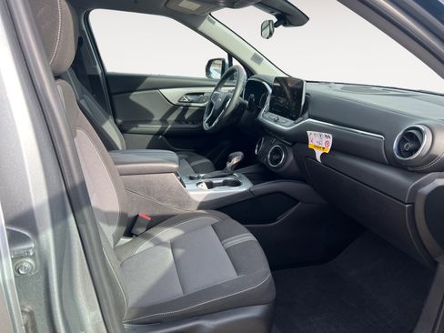 Used 2023 Chevrolet Blazer LT w/ Driver Confidence Package image 15