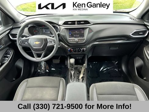 Used 2022 Chevrolet TrailBlazer LT FWD image 43