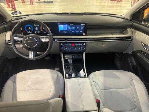 Used 2025 Hyundai Tucson SEL FWD image 45