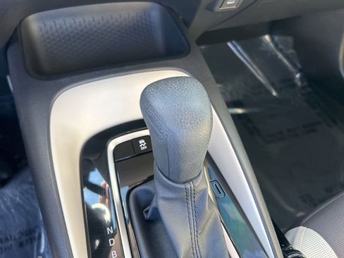 Used 2025 Toyota Corolla LE image 13