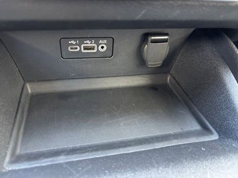 Used 2025 Nissan Altima 2.5 SV FWD image 16