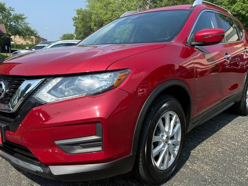 Used 2017 Nissan Rogue SV AWD/4WD image 14