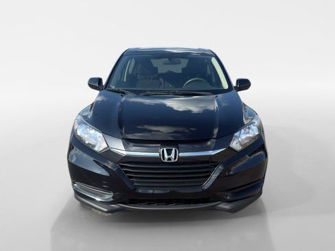 Used 2018 Honda HR-V LX image 1