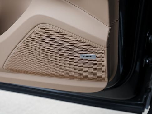 Certified 2024 Porsche Cayenne S image 22