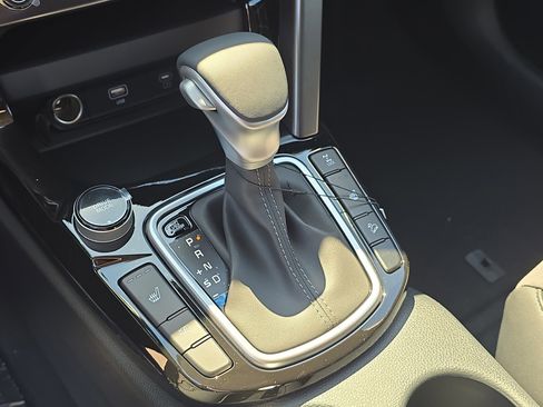 New 2026 Kia Seltos S AWD/4WD image 24