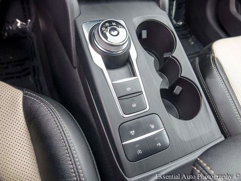 Used 2022 Ford Escape Titanium w/ Titanium Elite Package image 21